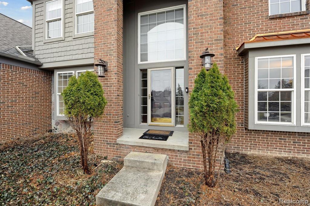 4409 BRIGHTON Drive, Grand Blanc, MI 48439 — Photo 6