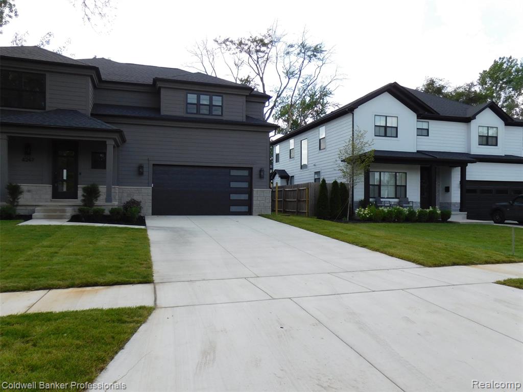 4247 Hampton Boulevard, Royal Oak, MI 48073 — Photo 4