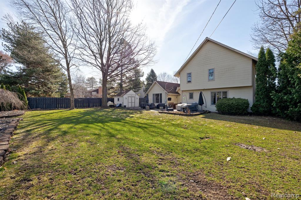 4704 CRUTCHFIELD Drive, Saginaw, MI 48638 — Photo 65