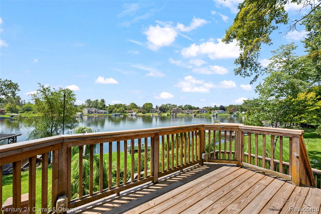 1439 Shankin Drive, Wolverine Lake, MI 48390 — Photo 33