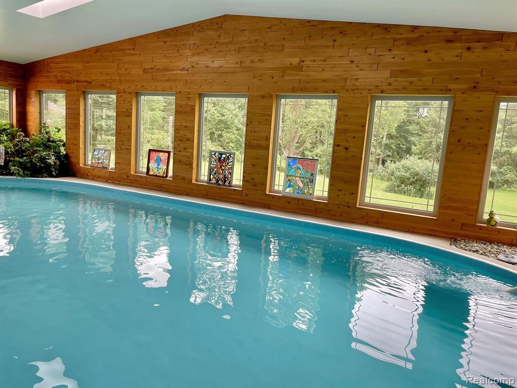 42015 WOODBROOK Drive, Canton, MI 48188 — Photo 14