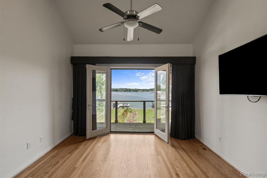2380 WALNUT LAKE Road, West Bloomfield, MI 48323 — Photo 16