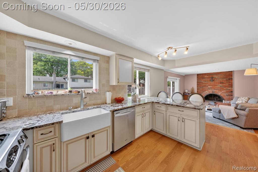 4059 Gatesford Circle Drive, Troy, MI 48085 — Photo 6