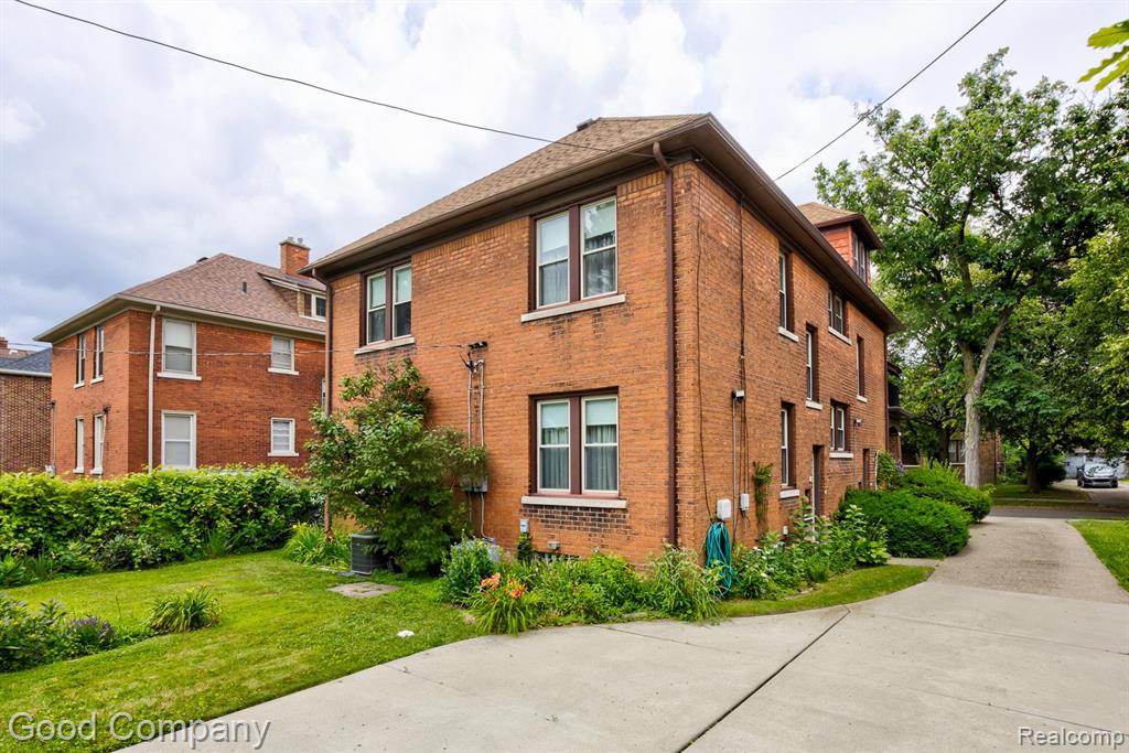 515 W Golden Gate, Highland Park, MI 48203 — Photo 62