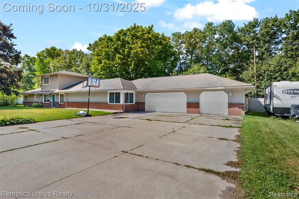 617 Shaw Court, Milford, MI 48380 — Photo 3