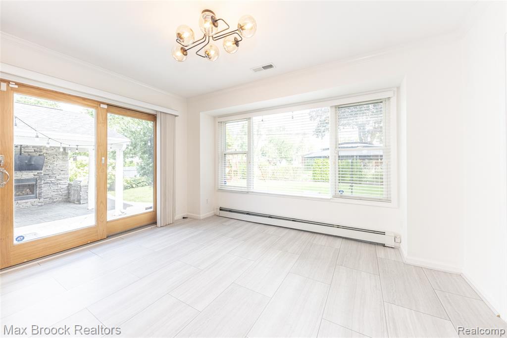 17426 Locherbie Avenue, Beverly Hills, MI 48025 — Photo 13