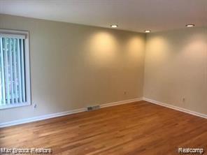 4139 Yorba Linda, Royal Oak, MI 48073 — Photo 6