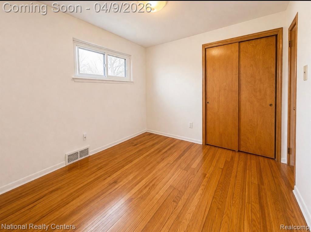 7010 Locklin Street, West Bloomfield, MI 48324 — Photo 12