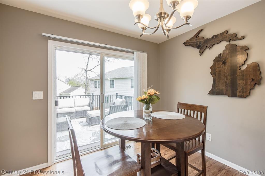 4482 RED OAK Boulevard, Waterford, MI 48329 — Photo 16