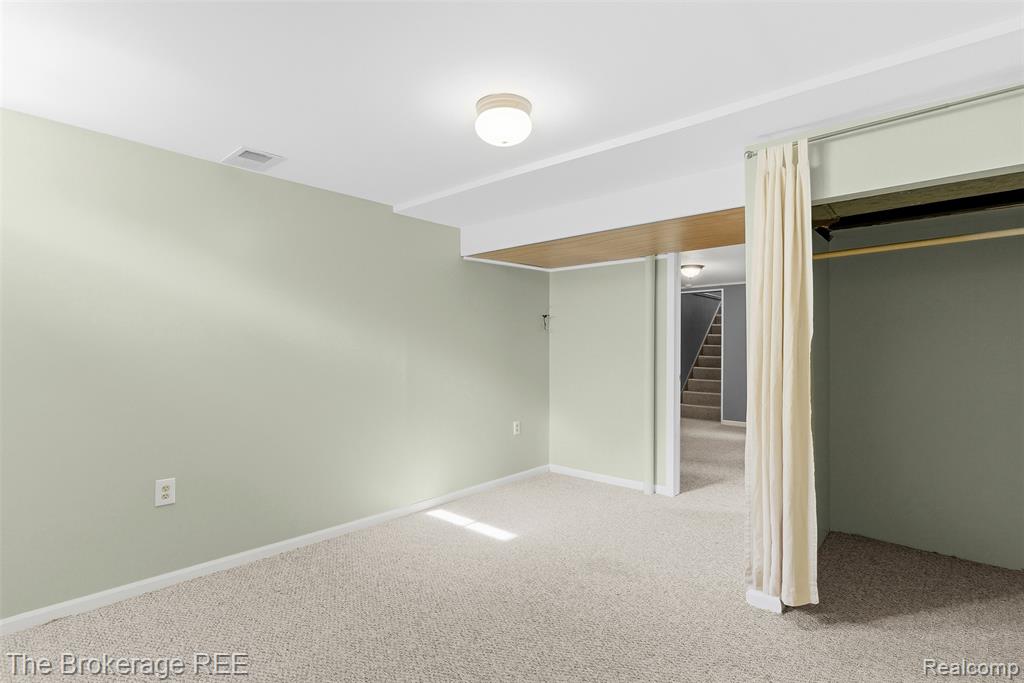 6509 Silver Lake Road, Linden, MI 48451 — Photo 33