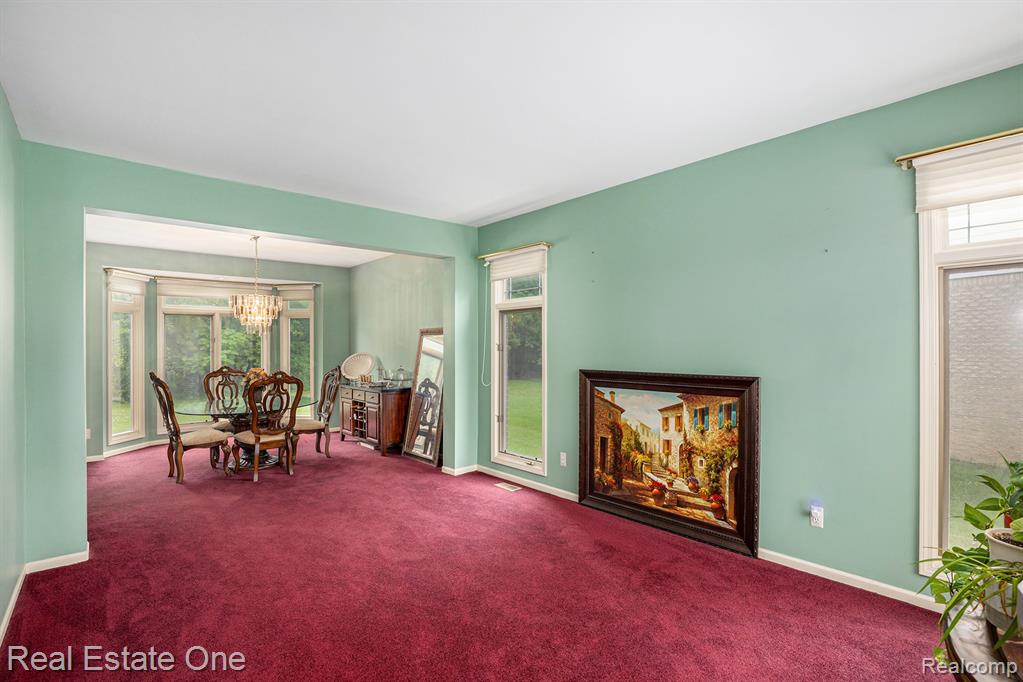 7476 Colchester Lane, West Bloomfield, MI — Photo 6