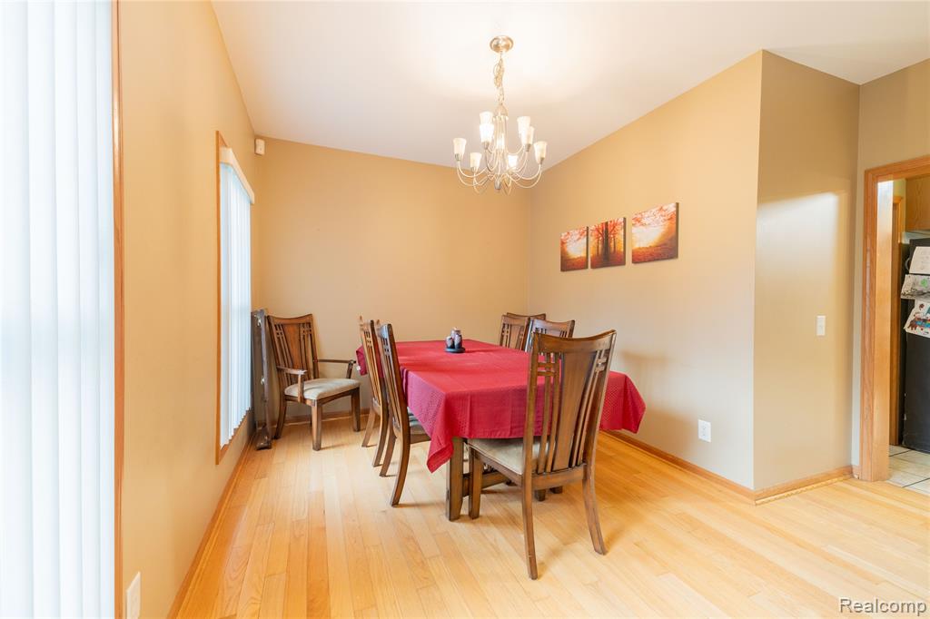 28101 Elwell Road, Belleville, MI 48111 — Photo 12