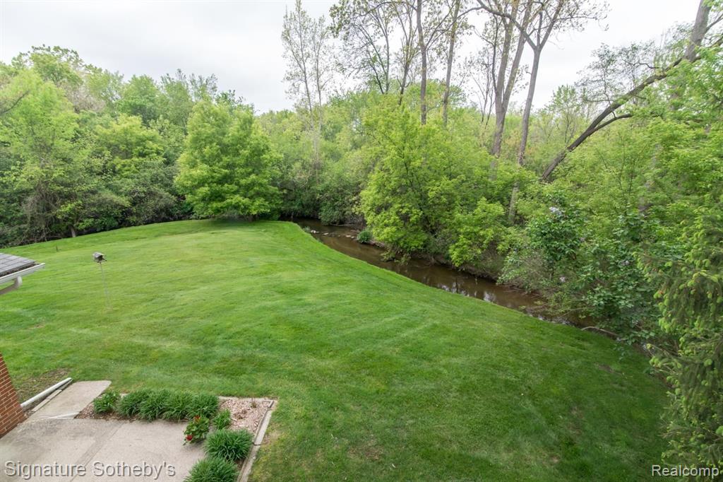 6279 WALKER Court, Troy, MI 48085 — Photo 56
