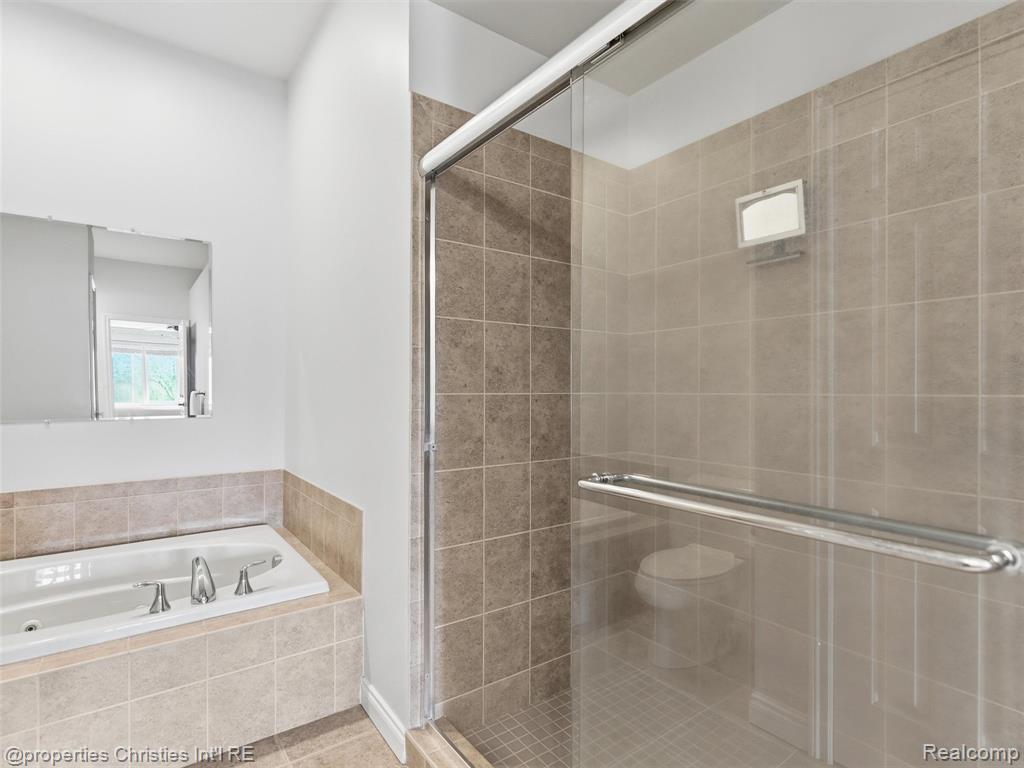 10822 Sparkling Waters Court, South Lyon, MI 48178 — Photo 35