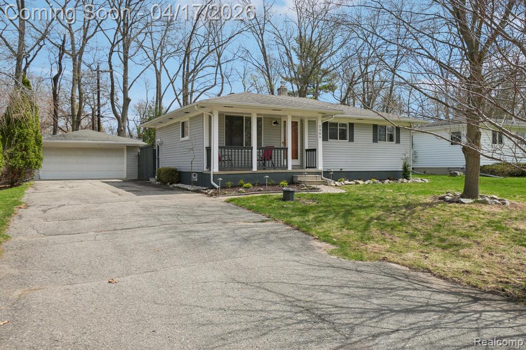 2385 Keith Road, West Bloomfield, MI 48324 — Photo 3