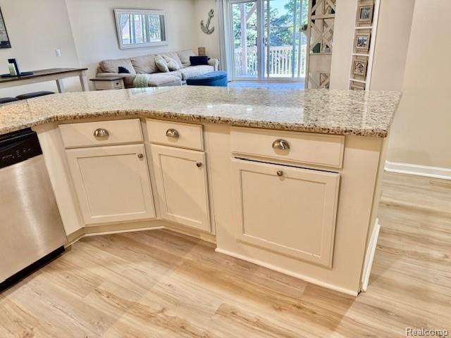 3414 LOON LAKE, Waterford, MI 48329 — Photo 10