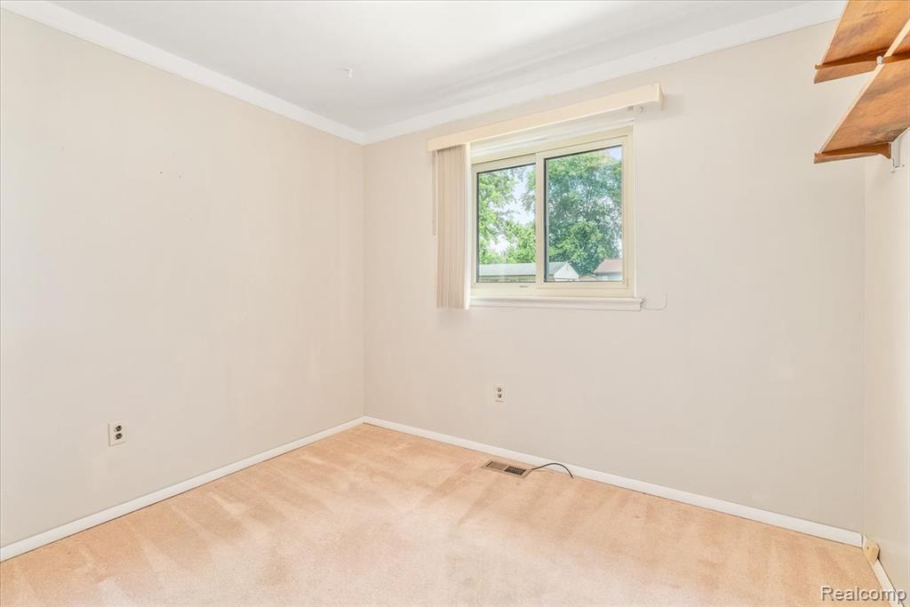9436 Essex Street, Romulus, MI 48174 — Photo 34