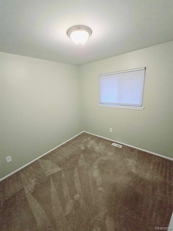 438 N HANLON Street, Westland, MI — Photo 16