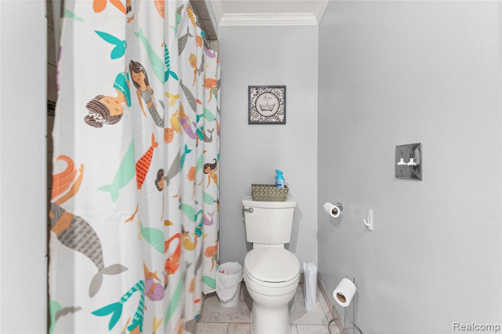 41594 Harvard Drive, Sterling Heights, MI 48313 — Photo 17