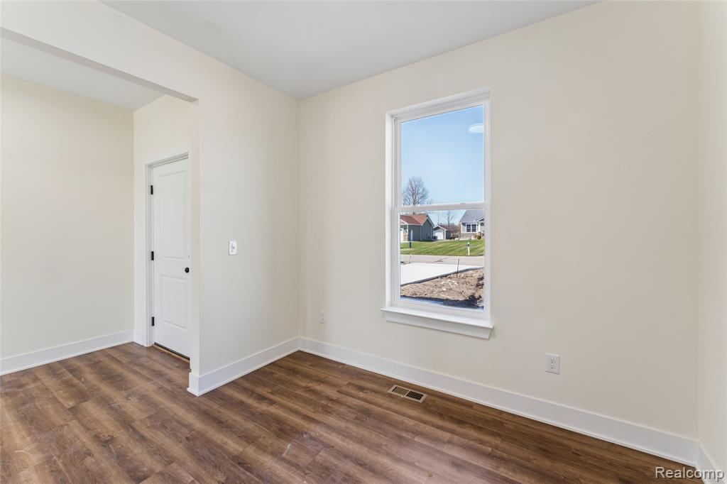 10198 Hunt Drive, Davison, MI 48423 — Photo 17