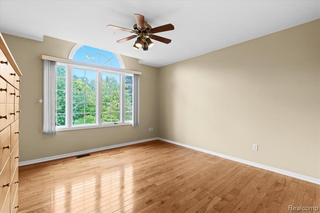 48075 Andover Drive, Novi, MI — Photo 33