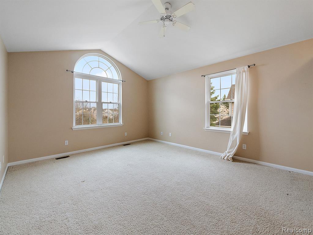 1668 CHAPLEAU Drive, Ann Arbor, MI 48103 — Photo 9
