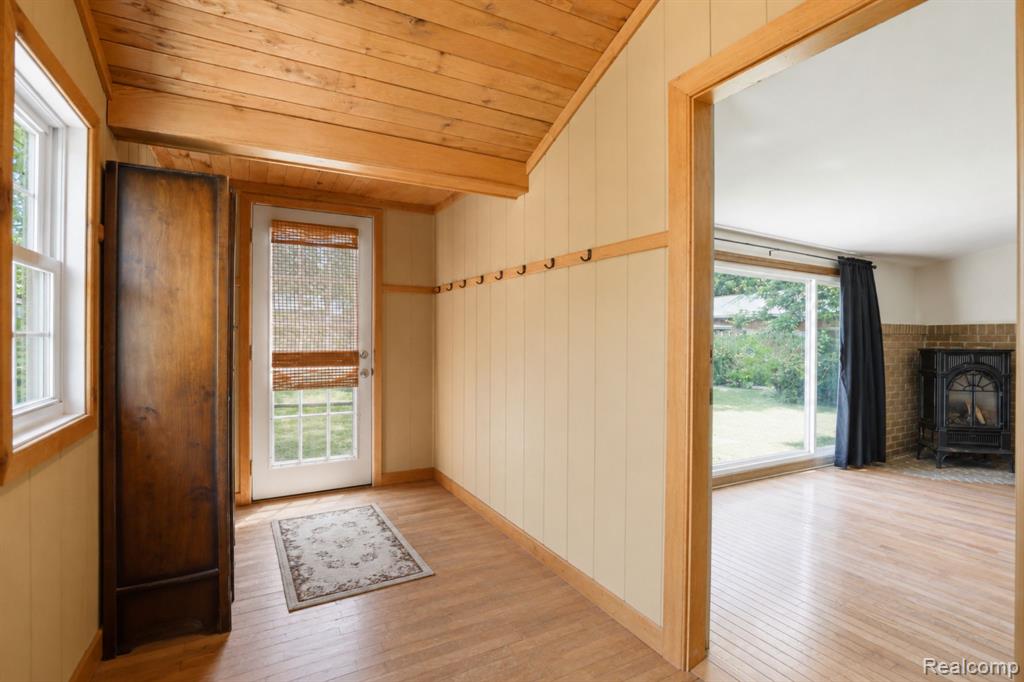 208 Flushing Street, Gaines Vlg, MI 48436 — Photo 24