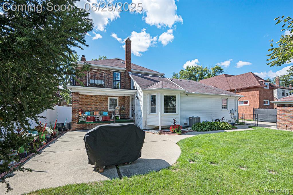 8143 Sirron Street, Detroit, MI 48234 — Photo 26