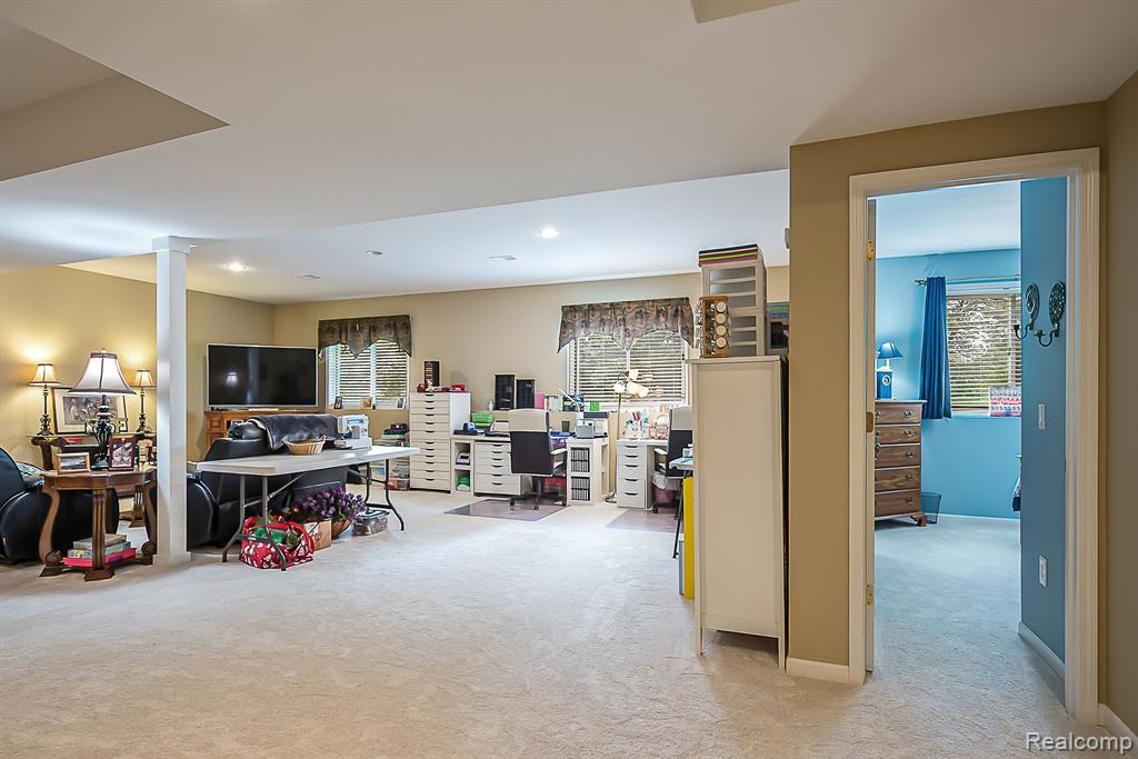 9730 TIOGA Trail N, Pinckney, MI 48169 — Photo 26