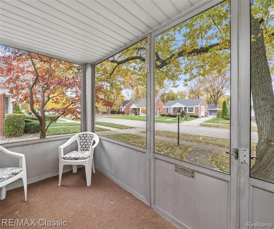 9951 Berwyn, Redford, MI 48239 — Photo 3