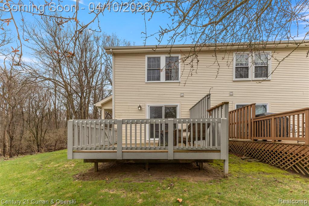 8045 Colonial Lane, Ypsilanti, MI 48198 — Photo 37