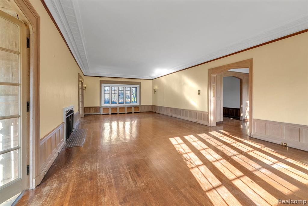 16761 E Jefferson Avenue, Grosse Pointe, MI 48230 — Photo 19