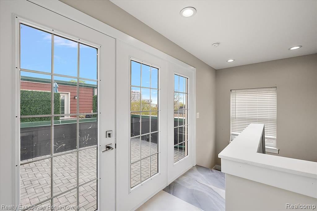 236 Erskine Street Erskine Street Unit 23, Detroit, MI 48201 — Photo 33