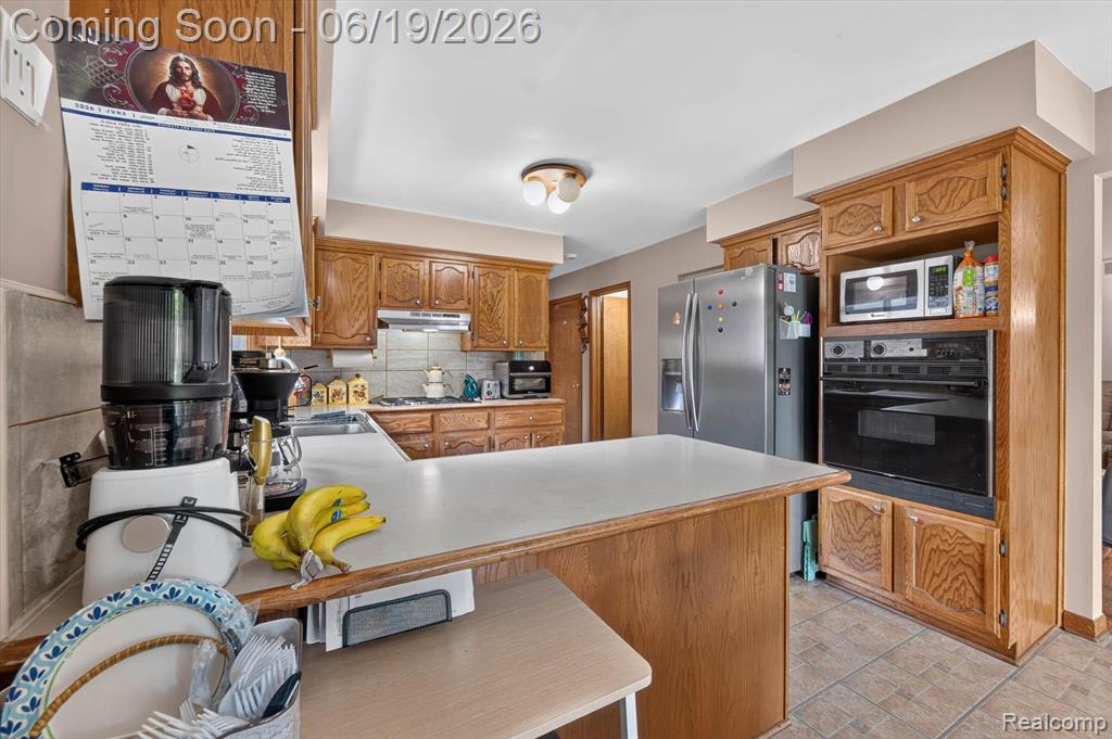 46362 Springhill Drive, Utica, MI 48317 — Photo 12
