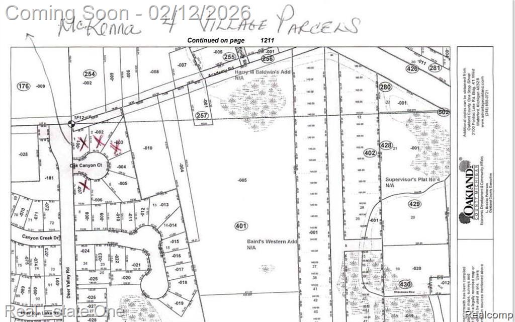 844 Oak Canyon Court, Holly, MI 48442 — front exterior