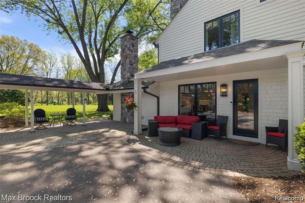 5905 Wing Lake Road, Bloomfield Hills, MI 48301 — Photo 39