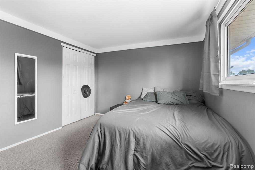 9719 Katherine Street, Taylor, MI 48180 — Photo 14