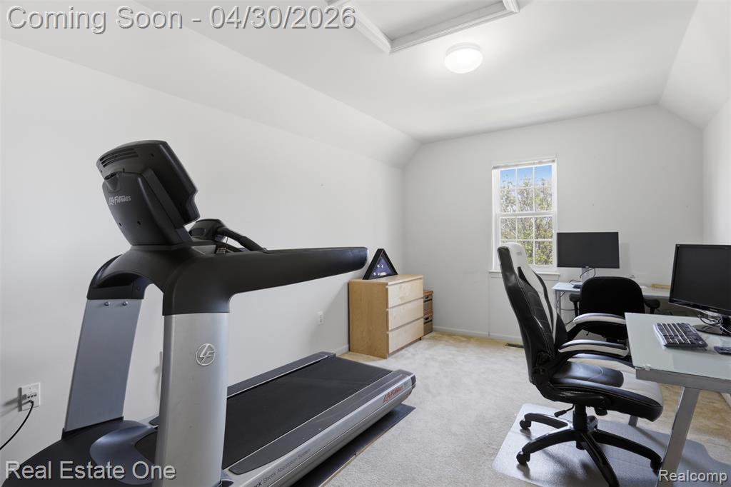 143 Blackberry Drive, White Lake, MI — Photo 32