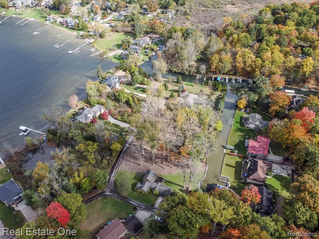 633 Appalachi Street, Commerce Twp, MI 48390 — Photo 11