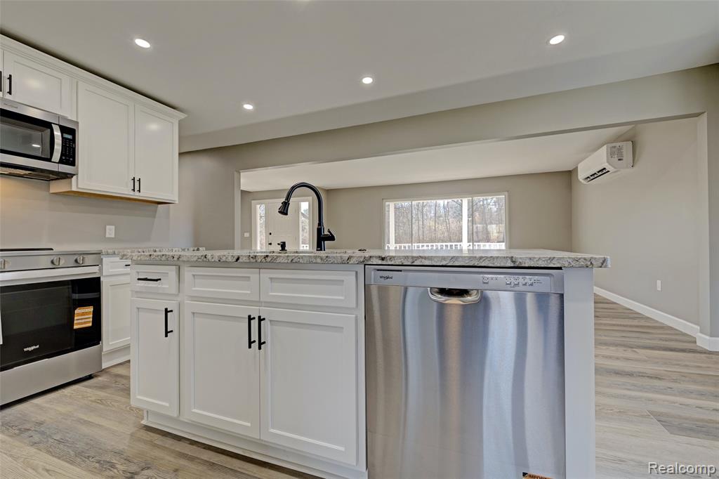 3092 Groveland Road, Ortonville, MI 48462 — Photo 13