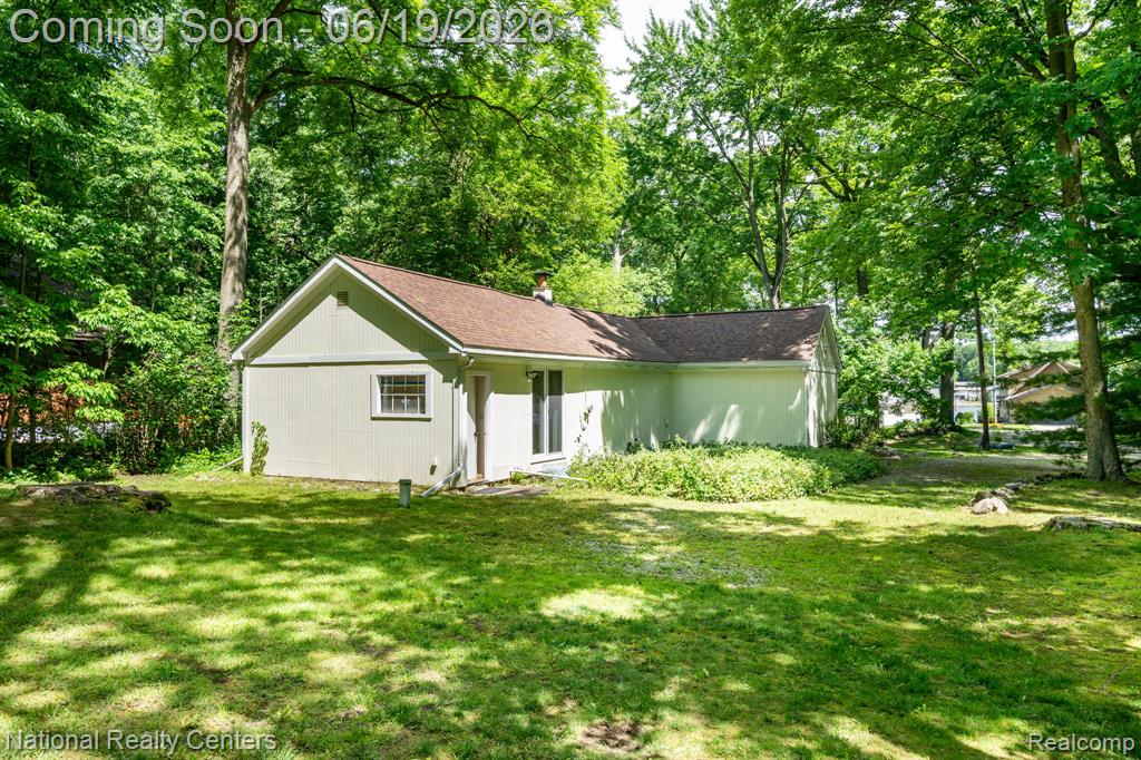 5223 Woodlane Road, Clarkston, MI 48348 — Photo 28