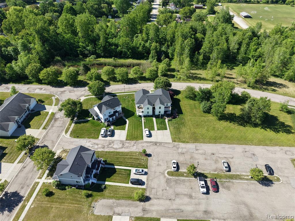 4485 Home Town Drive, Flint, MI 48506 — Photo 17