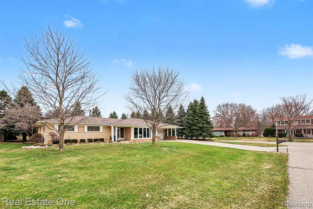 55689 Nocturne Court, Shelby Twp, MI 48316 — Photo 3