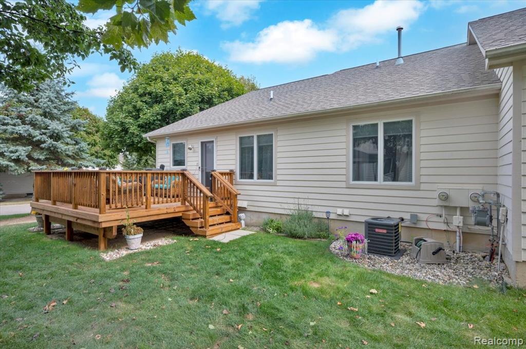 6052 Belmont Court, Grand Blanc, MI 48439 — Photo 38