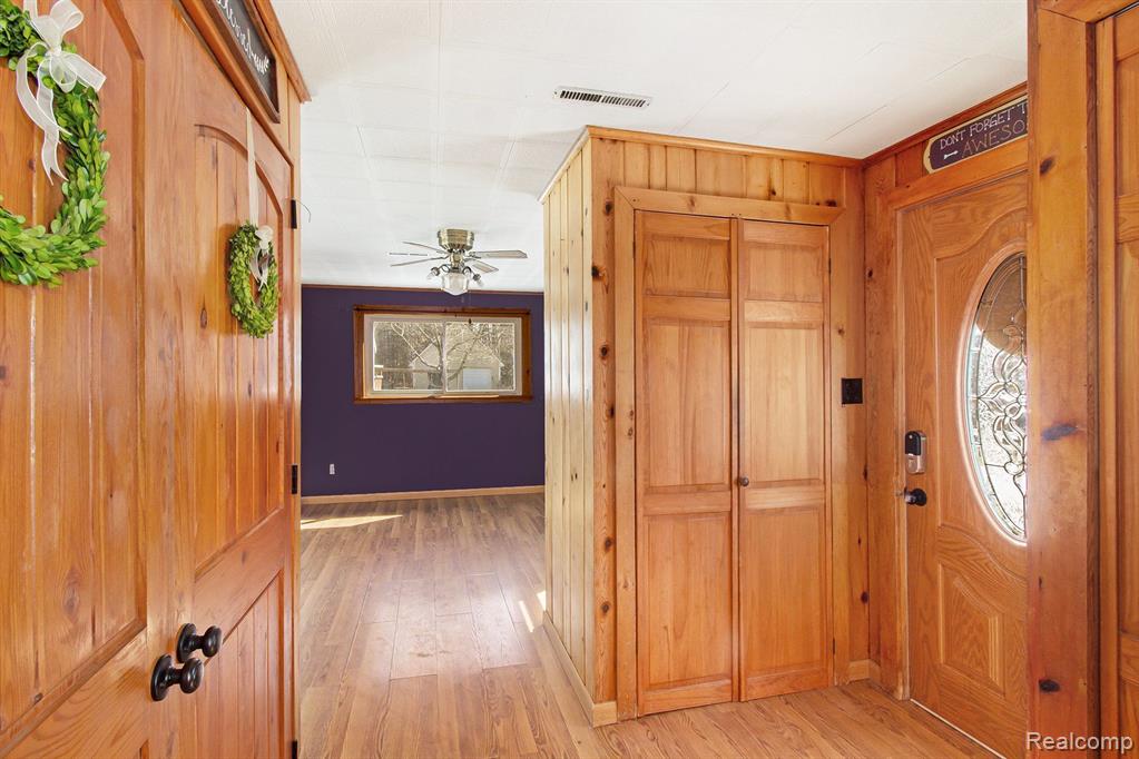 5951 Flemings Lake Road, Clarkston, MI — Photo 3