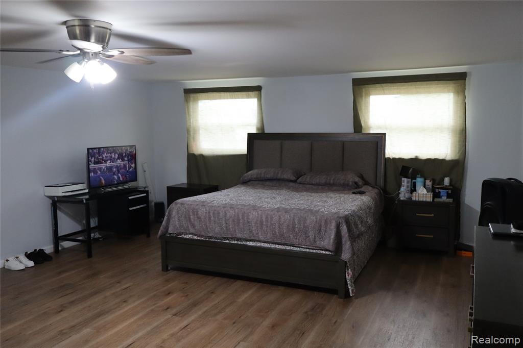 39552 Forbes Drive, Sterling Heights, MI 48310 — Photo 32