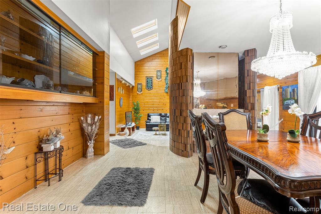 18191 Country Club Circle, Riverview, MI 48193 — Photo 12