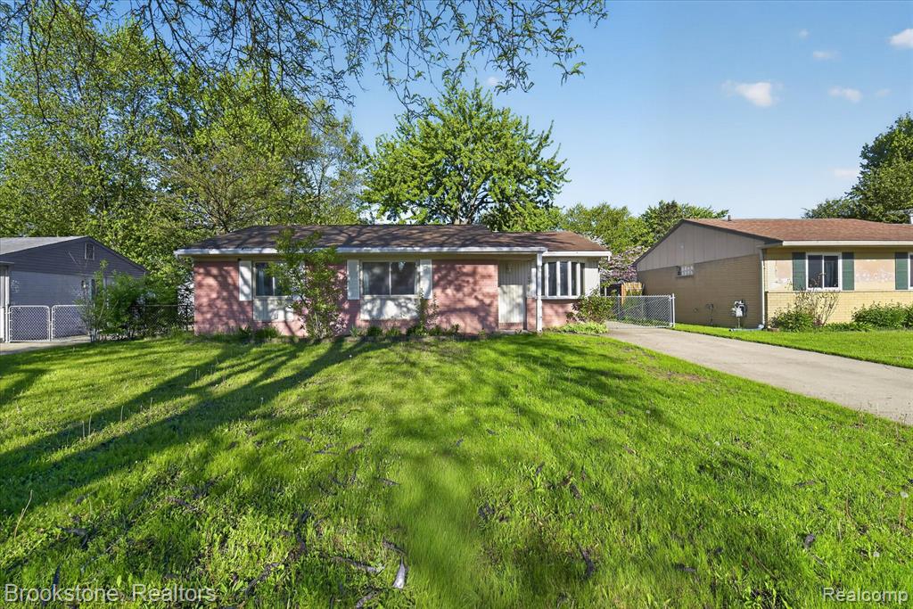 10972 Van Buren Street, Van Buren, MI 48111 — Photo 3