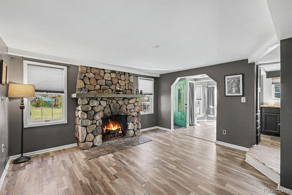 4725 Hickory Drive, Highland, MI 48356 — Photo 4