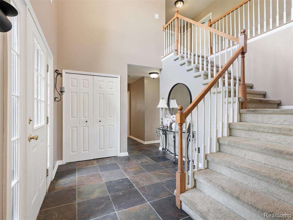 23621 Crescent Ridge Drive, New Boston, MI 48164 — Photo 4